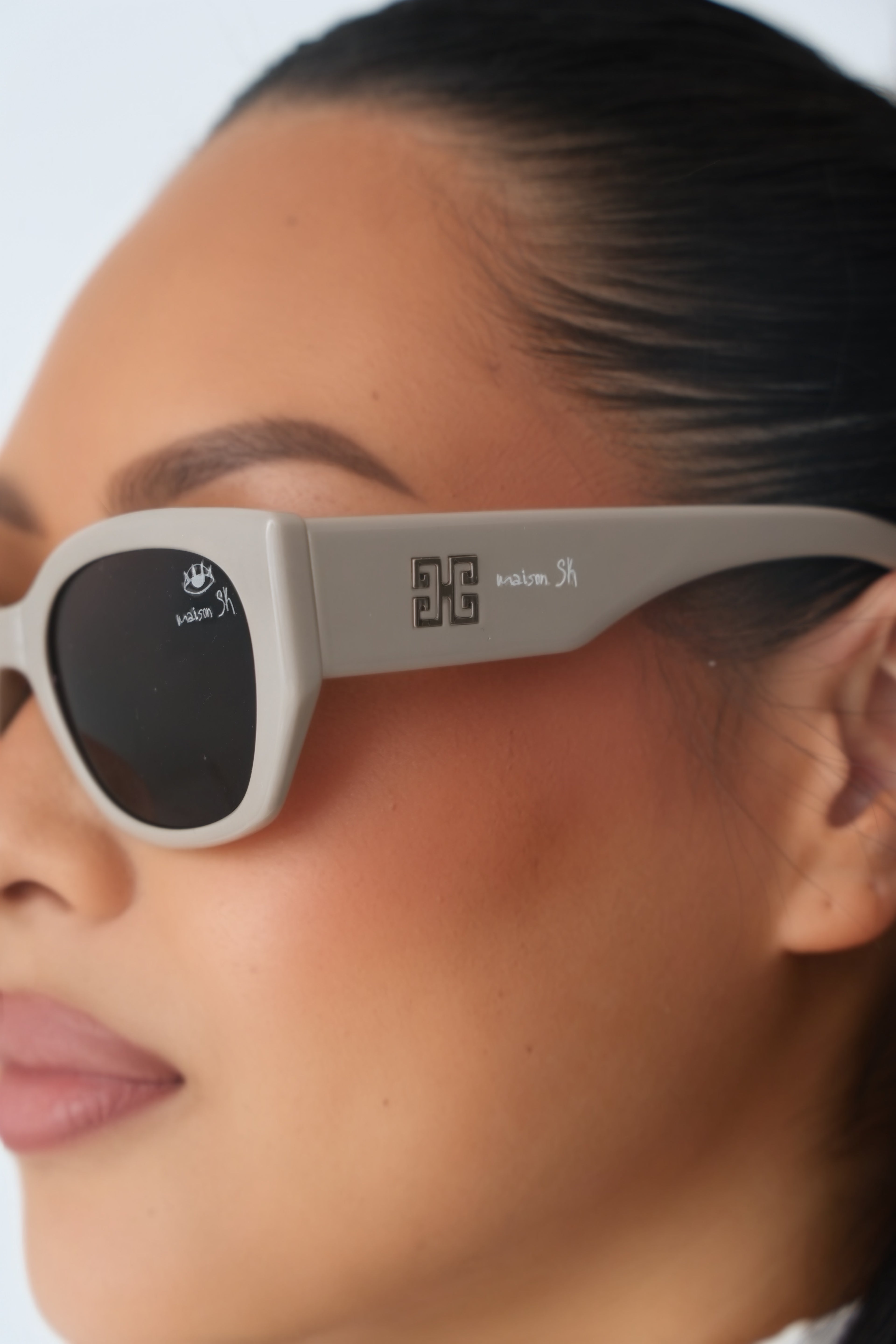 SK – TR5033 Beige grisé