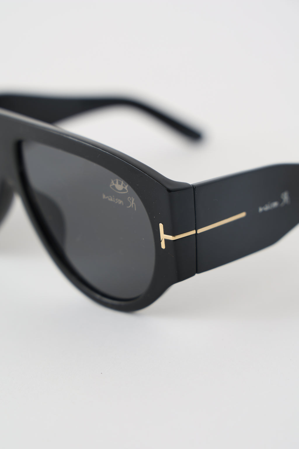SK – M6154 Noir