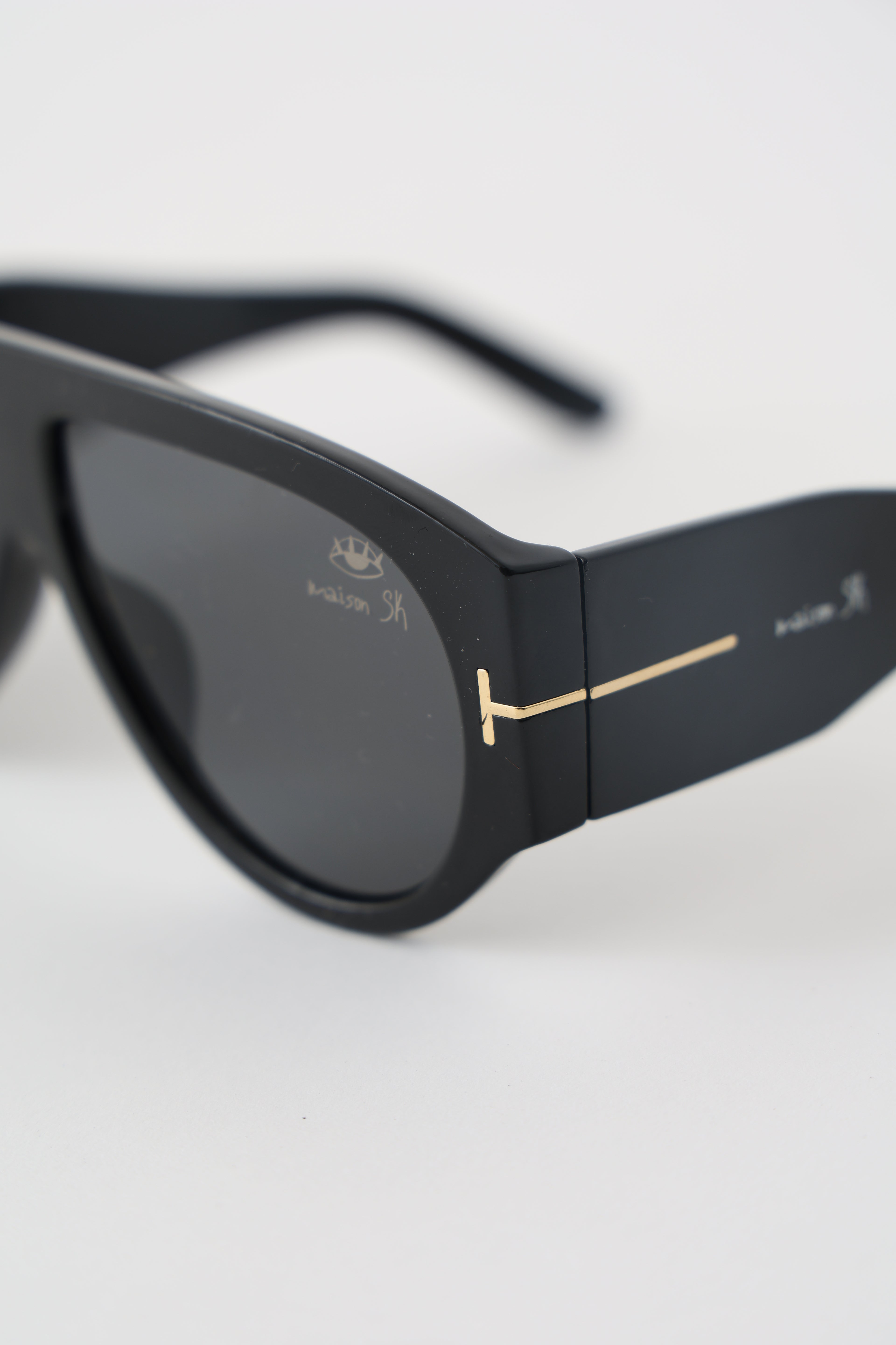 SK – M6154 Noir