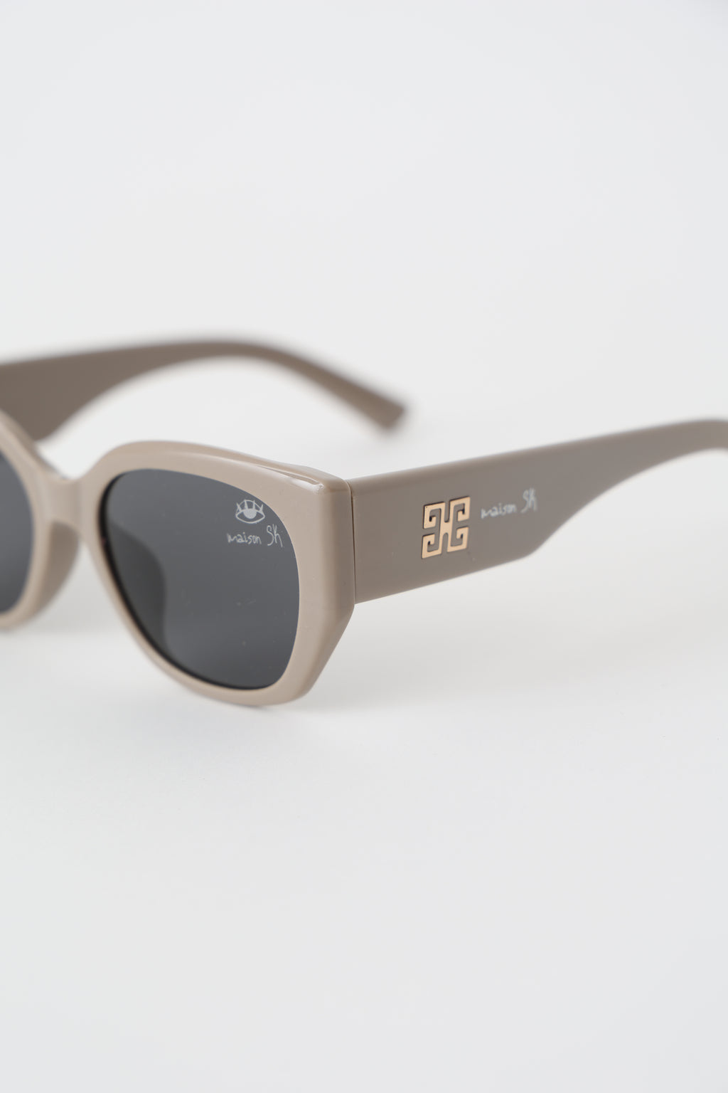 SK – TR5033 Beige grisé